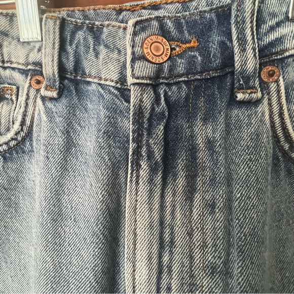 H&M Denim - Picture 2 of 5